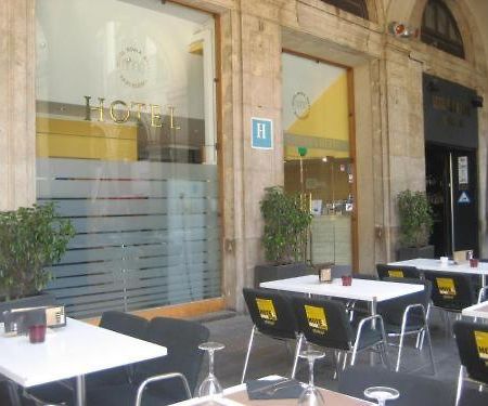 Roma Reial Ξενοδοχείο Βαρκελώνη Εξωτερικό φωτογραφία